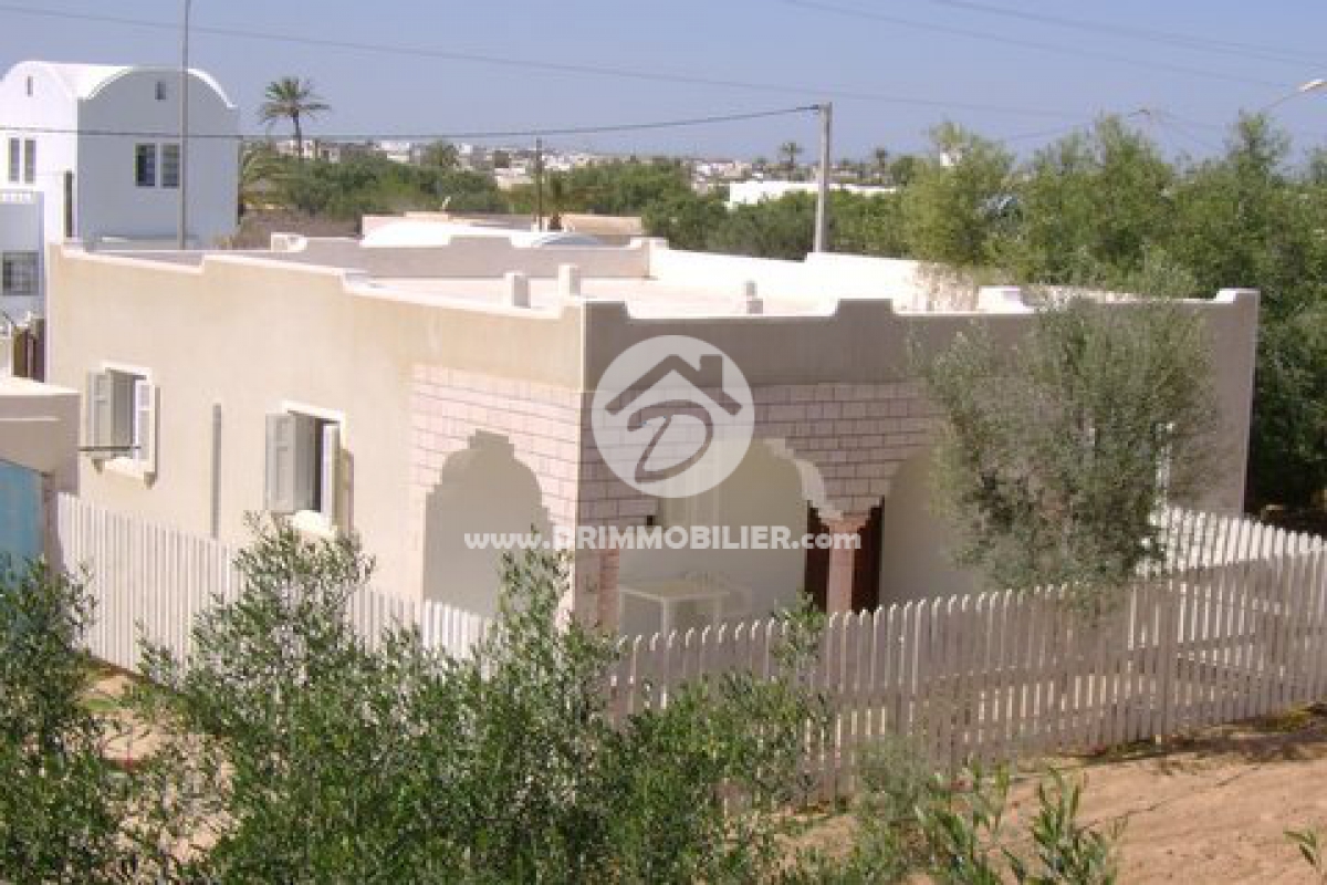 L 64 -                            Sale
                           Villa Meublé Djerba